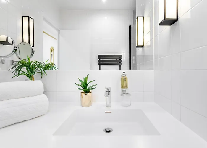 Merveil - Luxury - Champs Elysees - Royale I